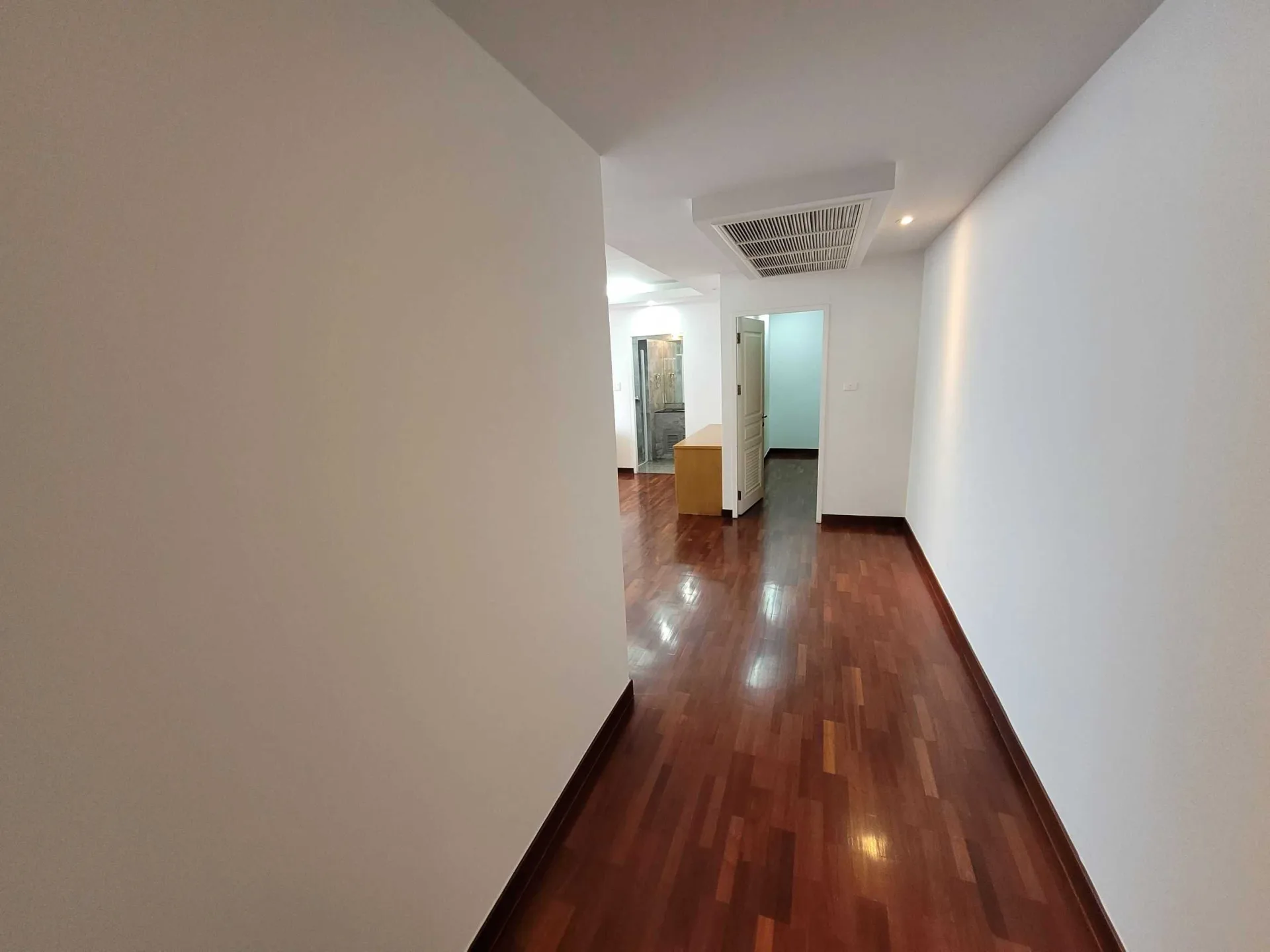Property photos for Prasanmitr Thani Tower