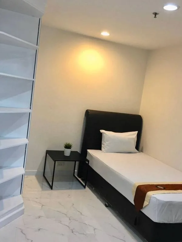 Property photos for The Waterford Diamond