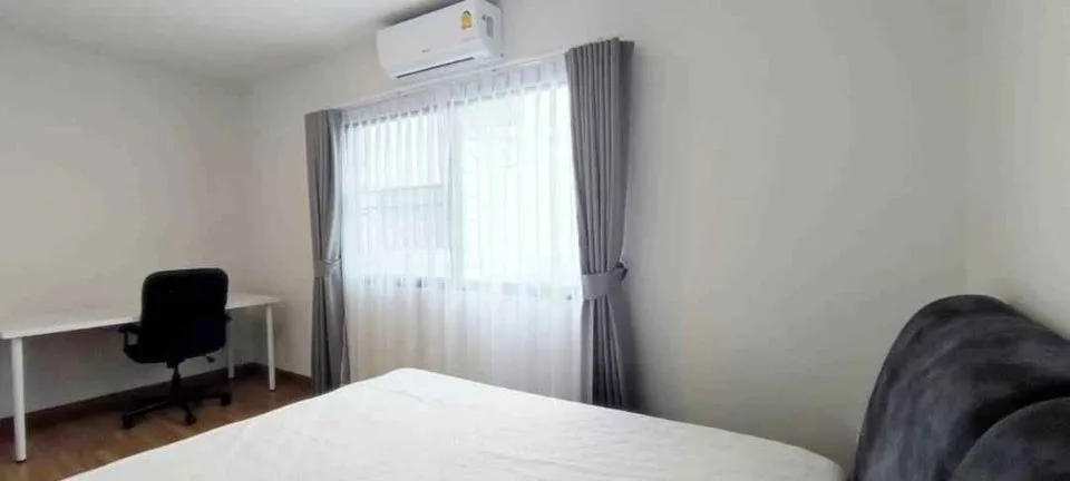 Property photos for Baan Klang Muang Srinakarin