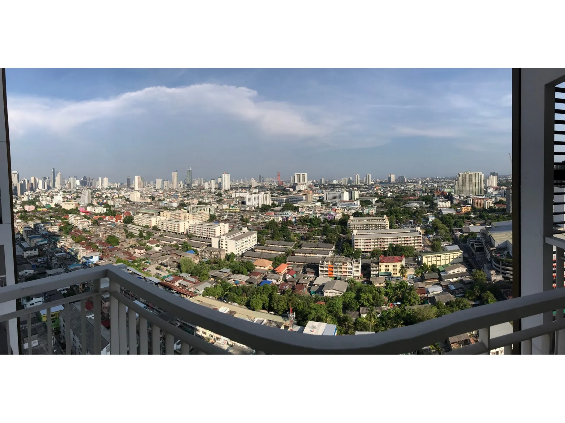 Property photos for The Parkland Grand Taksin