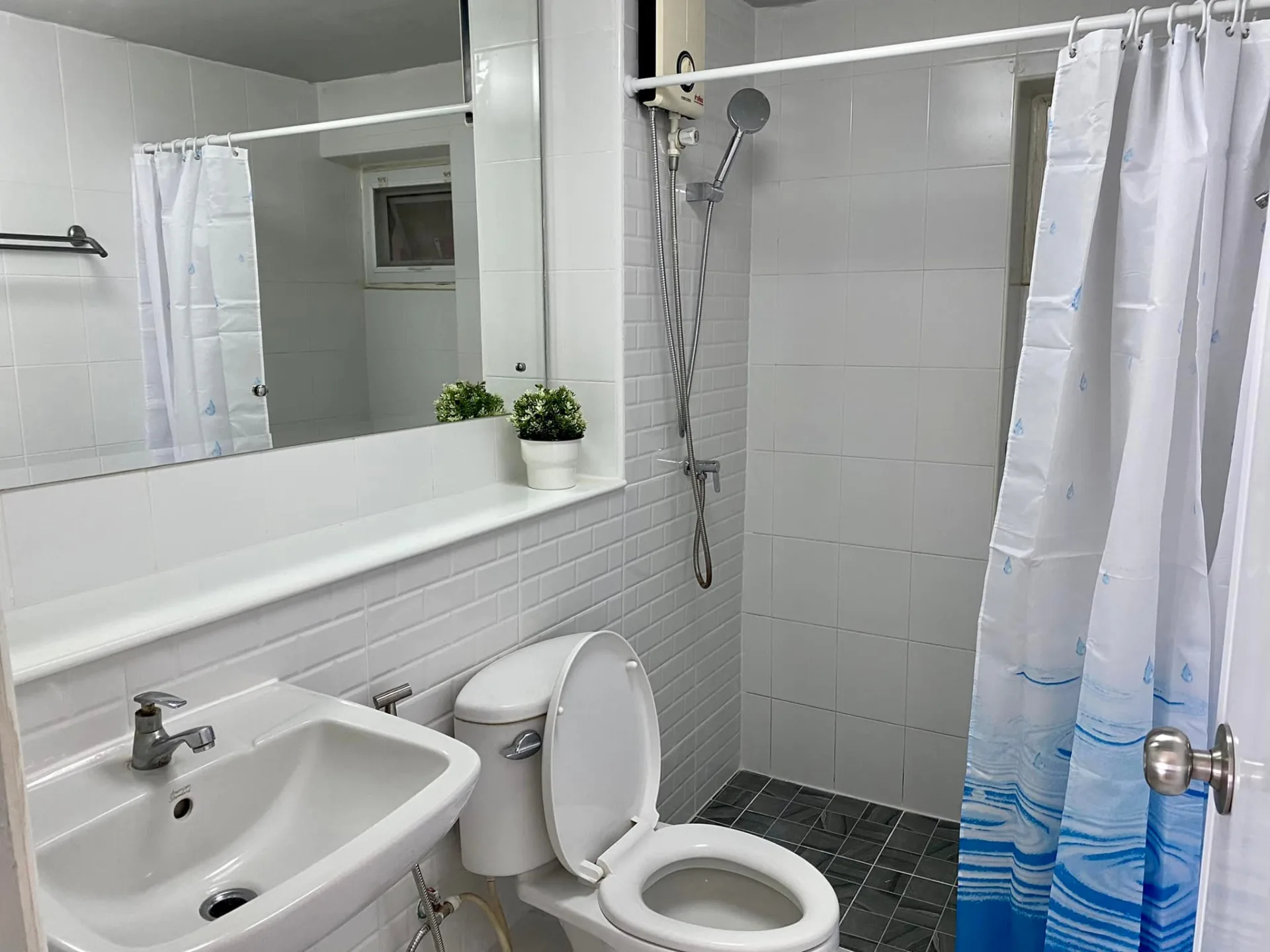 Property photos for Thonglor Tower