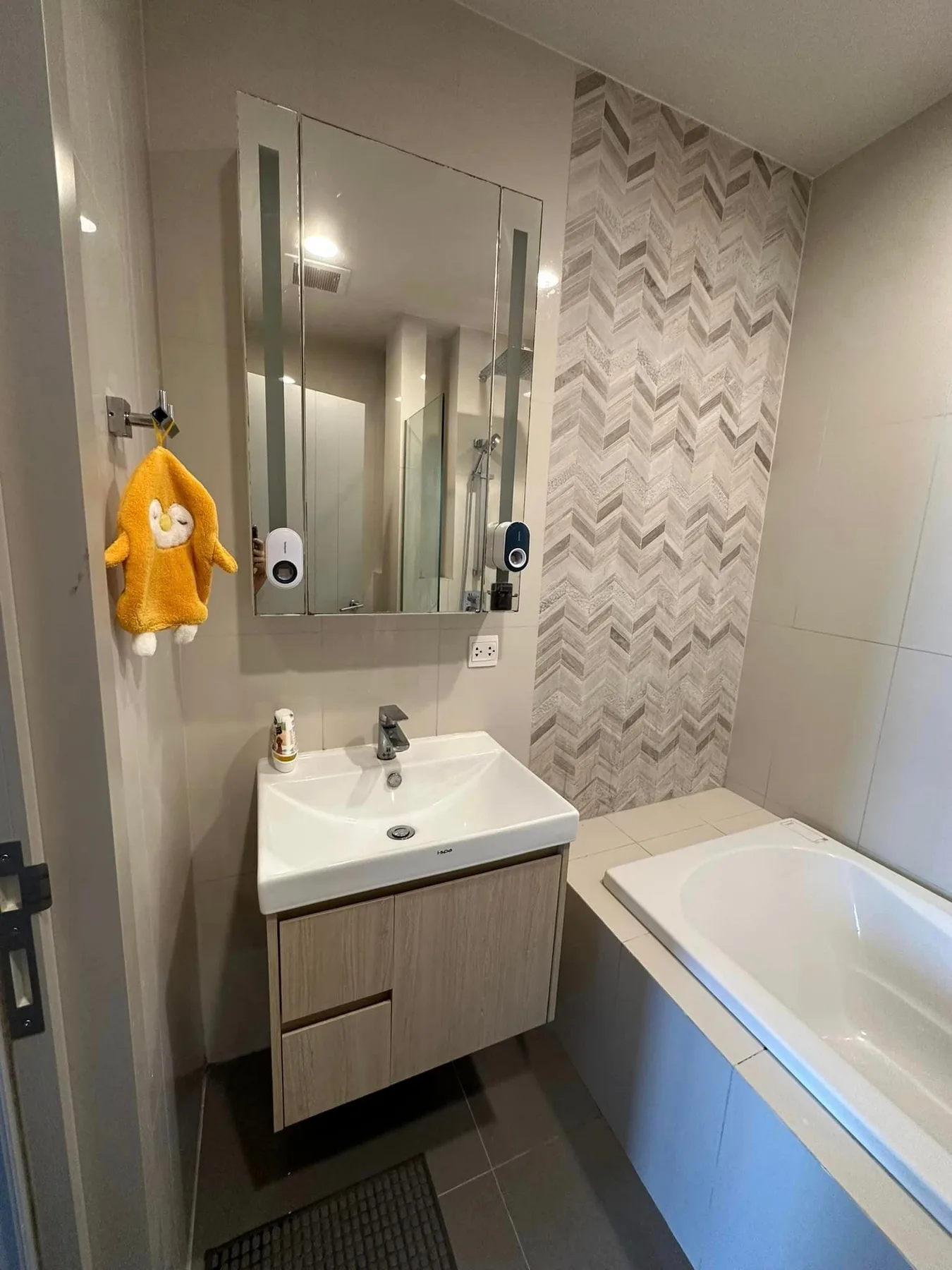 Property photos for OKA HAUS Sukhumvit 36