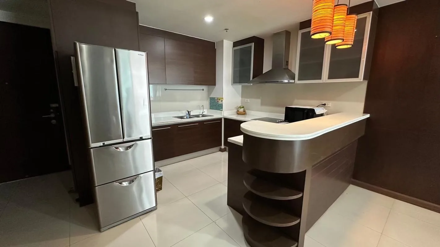 Property photos for The Rajdamri