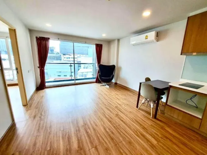 Property photos for Le Crique Sukhumvit 64/2