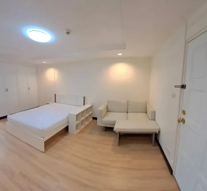 Property photos for Pratunam Prestige