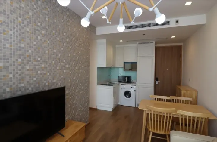 Property photos for Noble BE 33