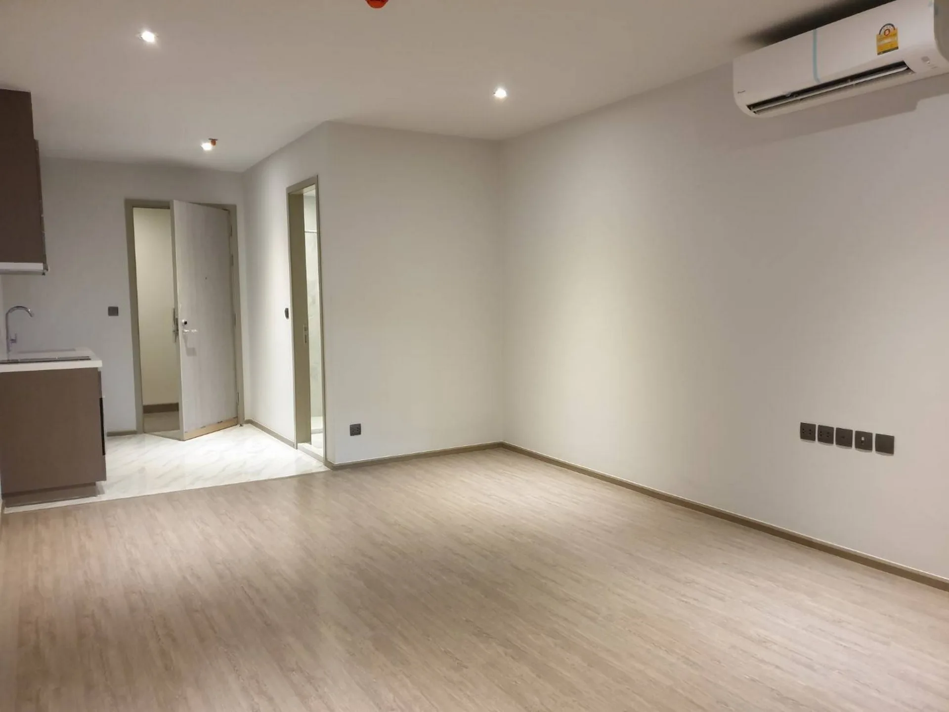 Property photos for Rhythm Ekkamai