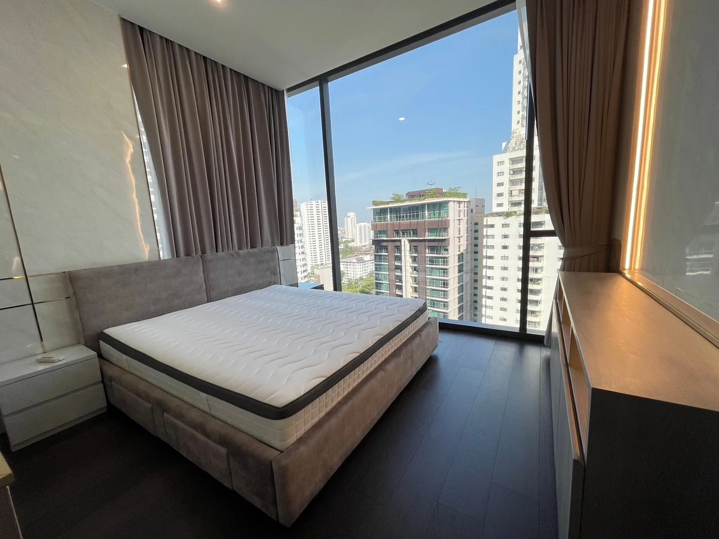 Property photos for Laviq Sukhumvit 57