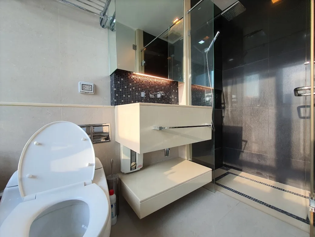 Property photos for The Address Asoke