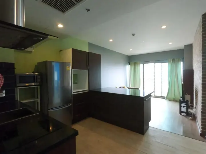 Property photos for Noble Refine