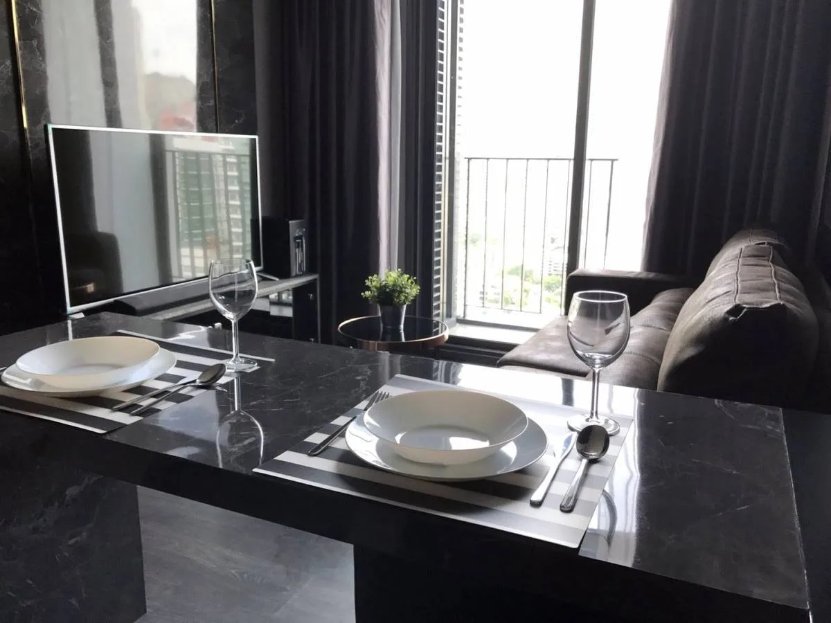 Property photos for Edge Sukhumvit 23