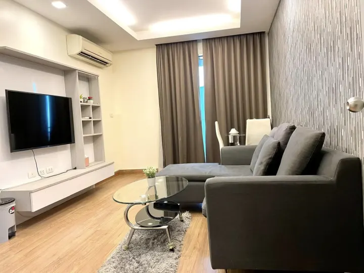 Property photos for Thru Thonglor
