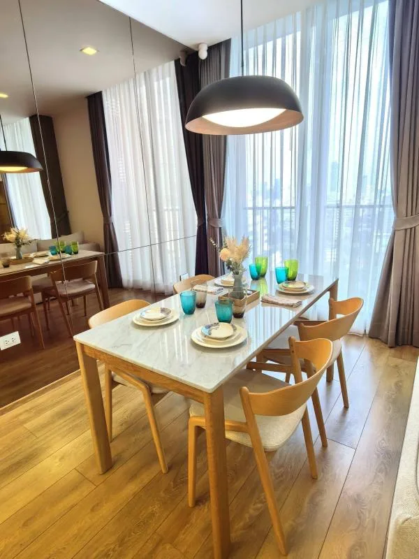 Property photos for Noble BE 33