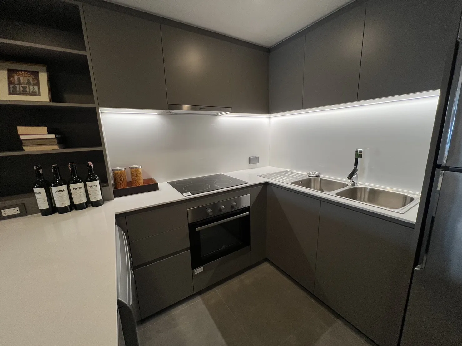 Property photos for Piya Apartment Sukhumvit 15