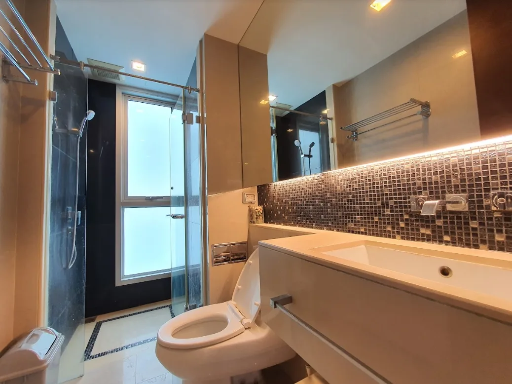 Property photos for The Address Asoke