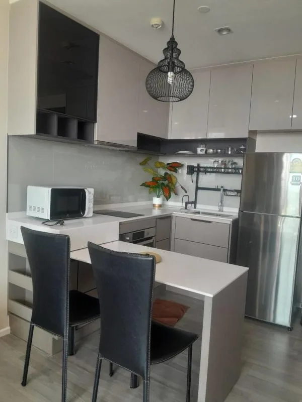 Property photos for 333 Riverside
