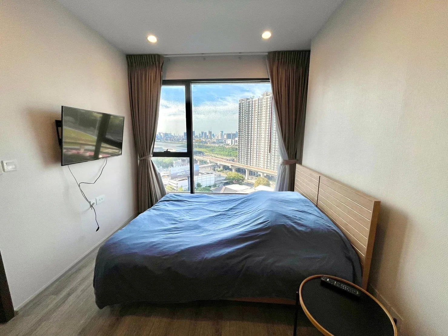 Property photos for Ideo Mobi Asoke