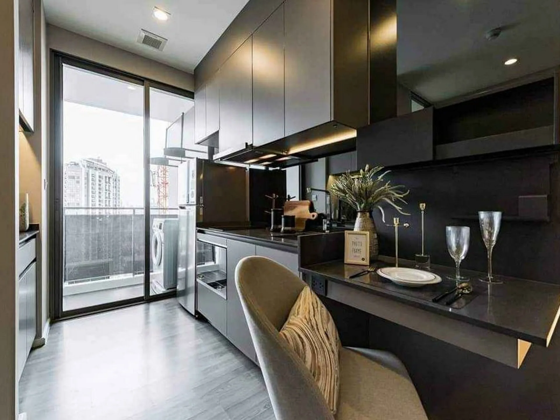 Property photos for The Room Sukhumvit 69