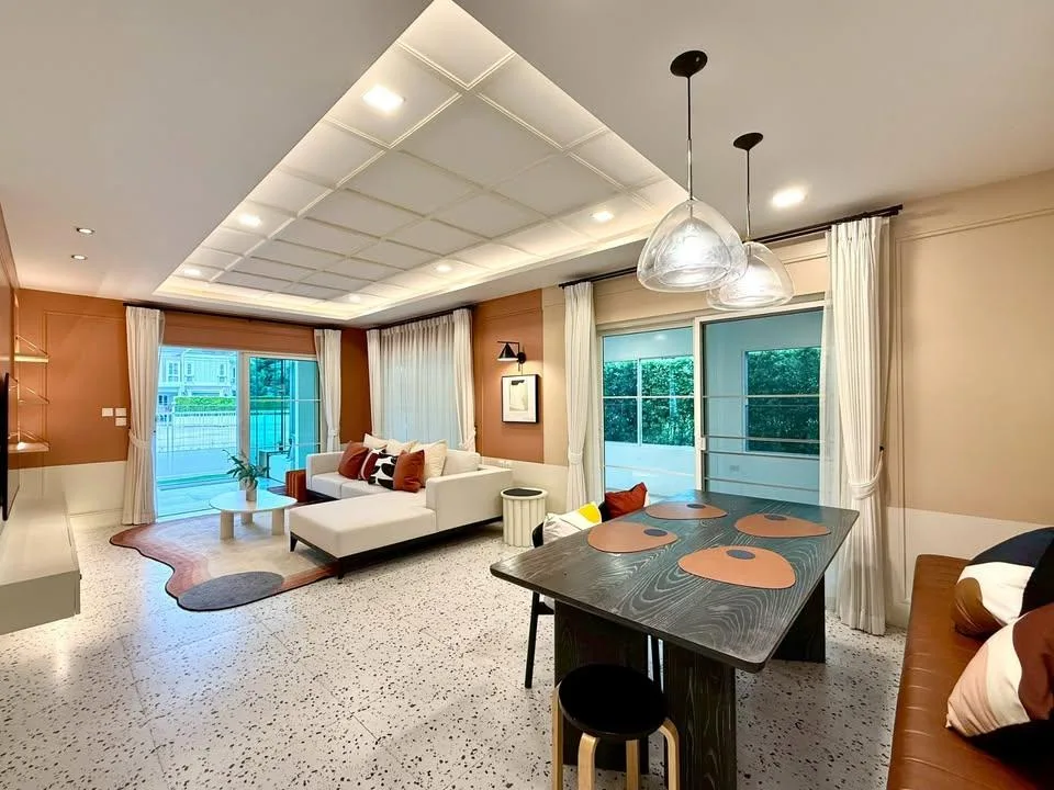 Property photos for Villaggio Srinakarin-bangna