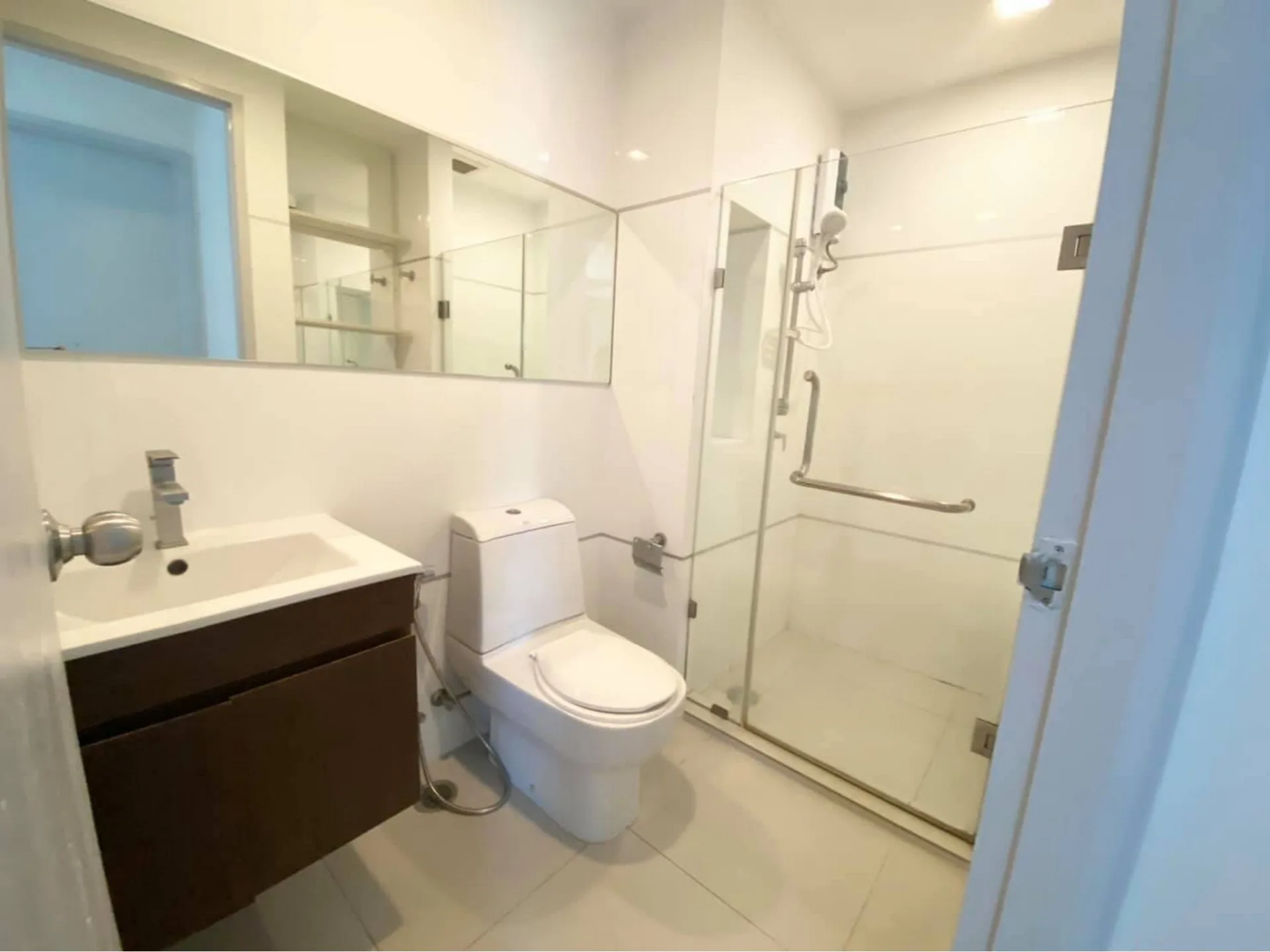 Property photos for Thru Thonglor