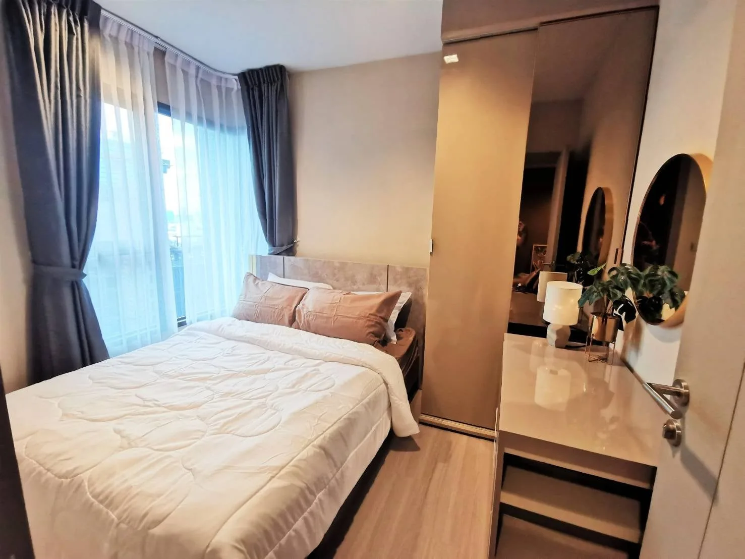 Property photos for LIFE Asoke - Rama 9