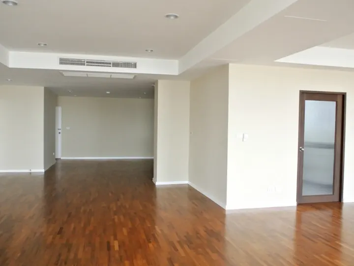 Property photos for La Cascade