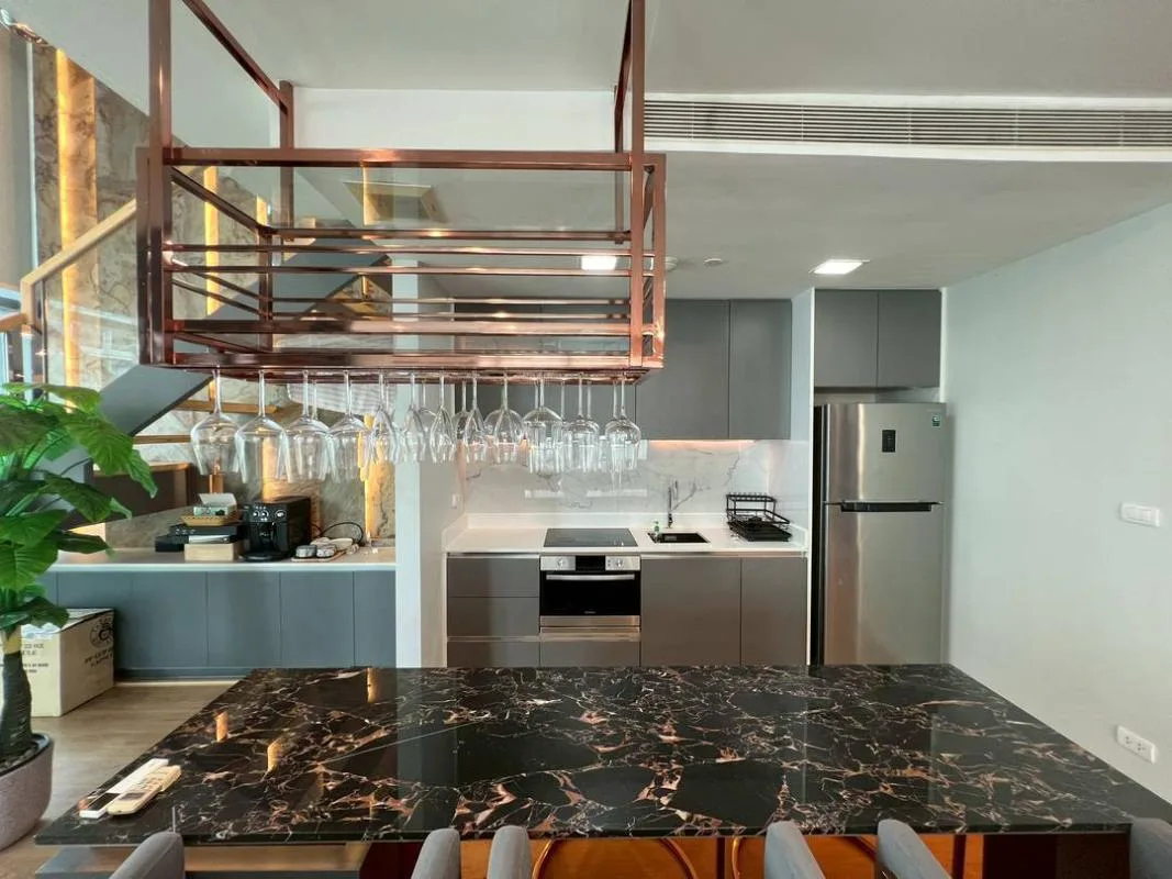 Property photos for The Room Sukhumvit 21