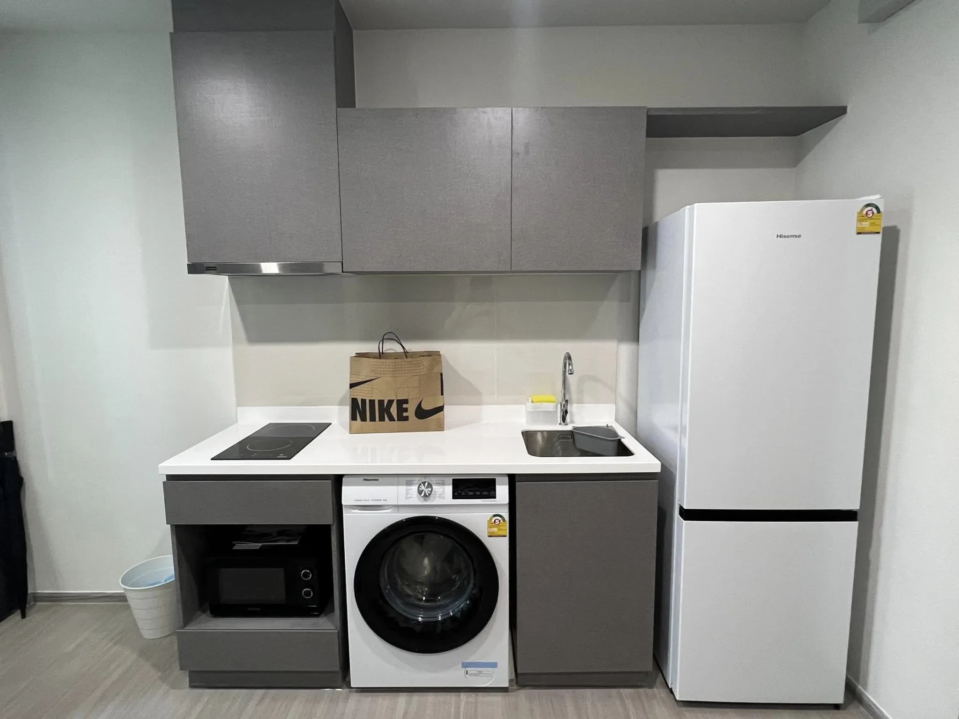 Property photos for Life Asoke Hype