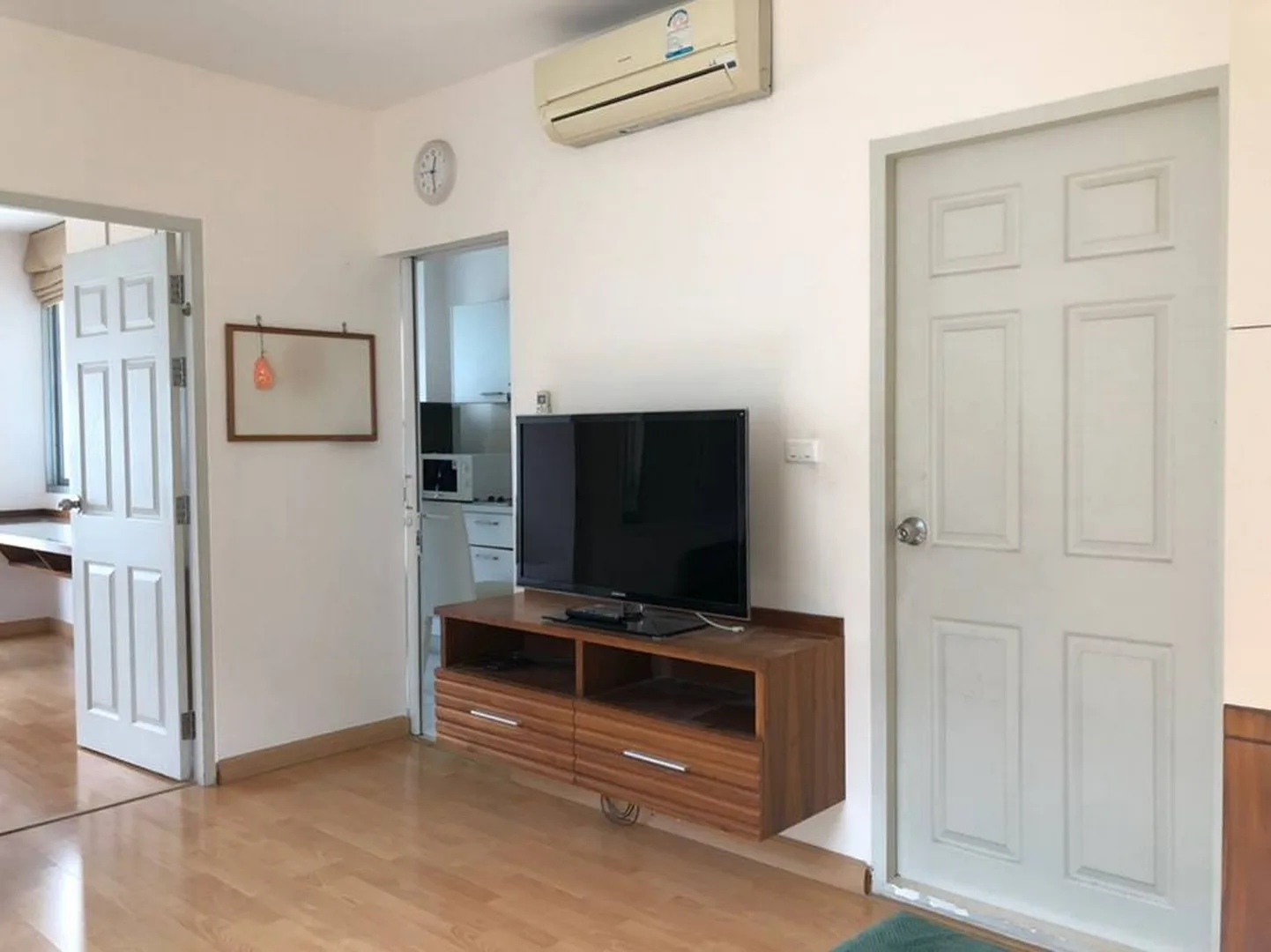 Property photos for Life @ Ratchada