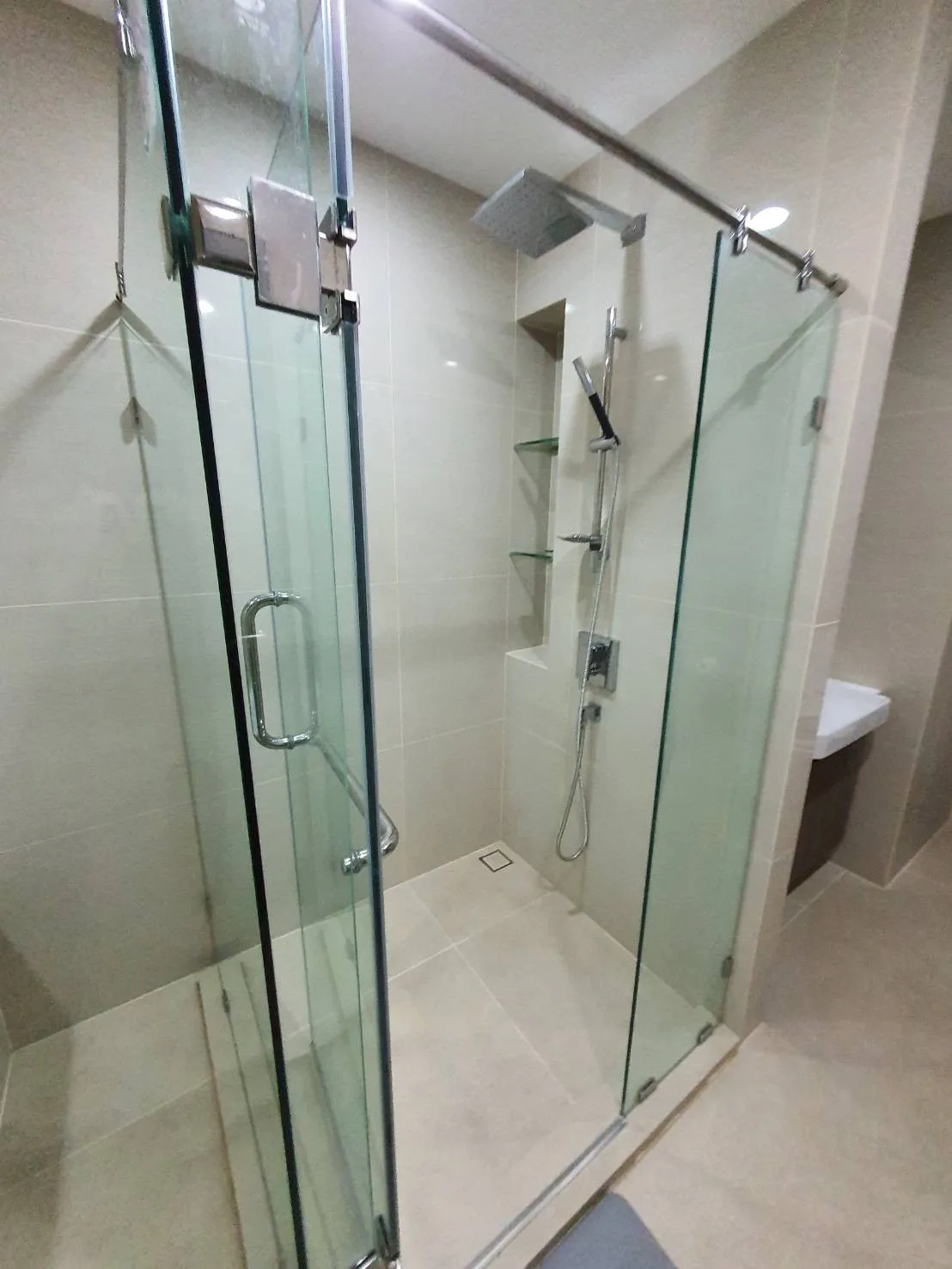 Property photos for IDEO Mobi Sukhumvit 66