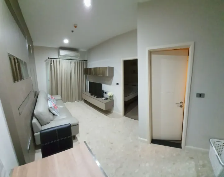 Property photos for The Crest Sukhumvit 34