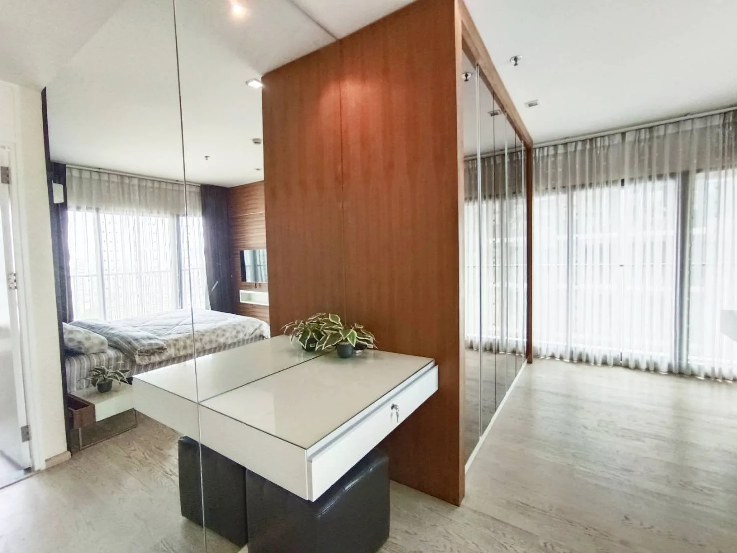 Property photos for Noble Remix