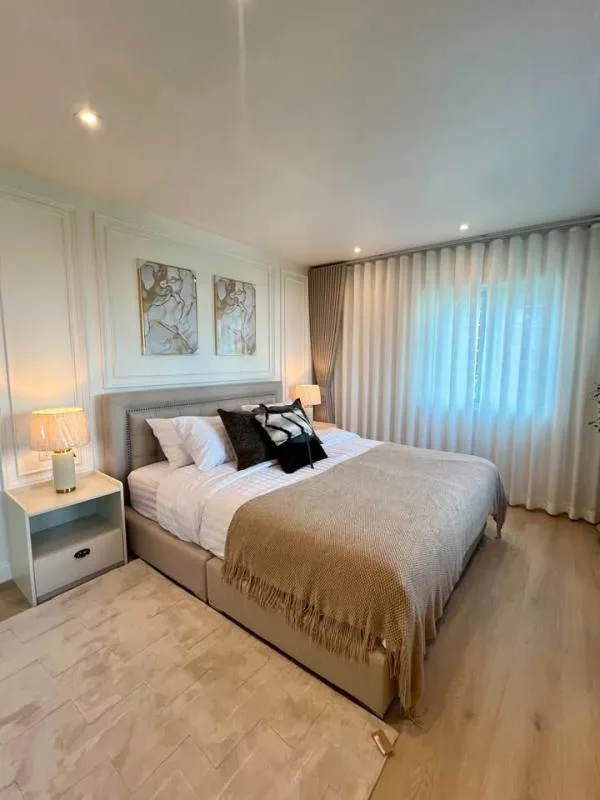 Property photos for Fortune Condo Town