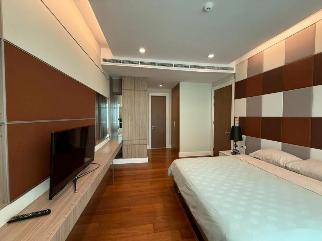 Property photos for Bright Sukhumvit 24