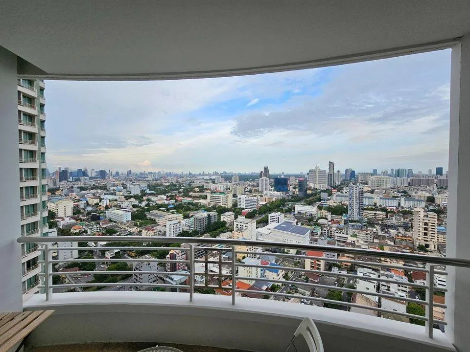 Property photos for Sathorn Heritage