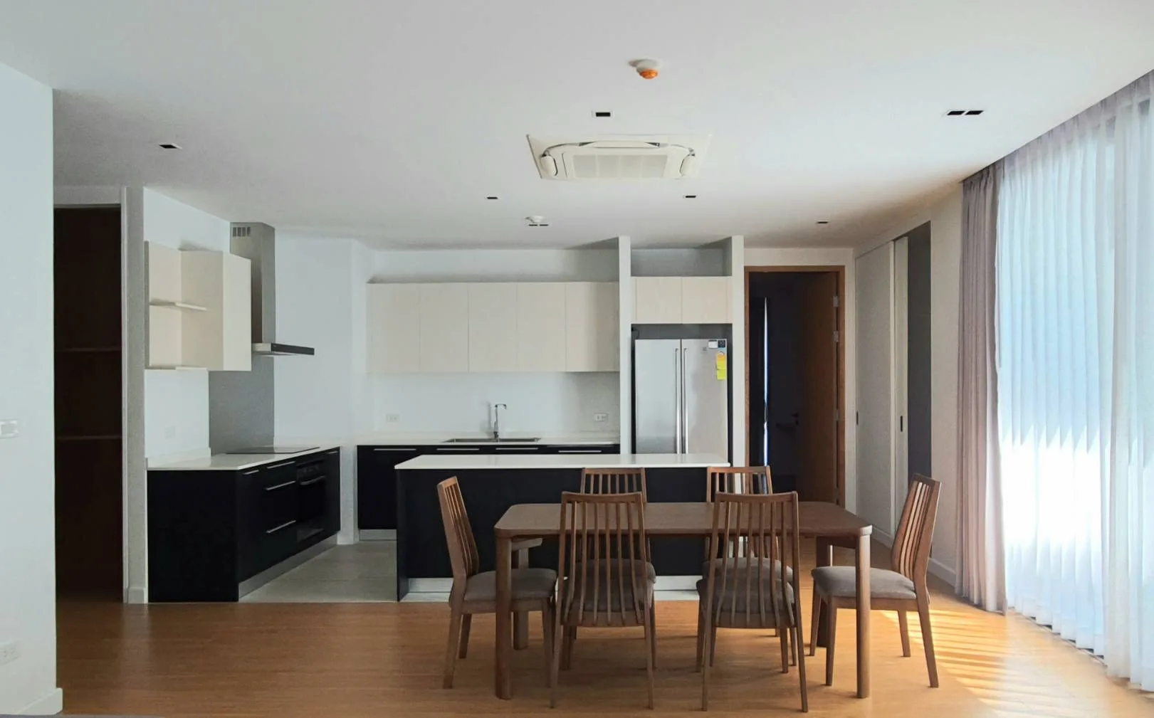 Property photos for Chern Residence