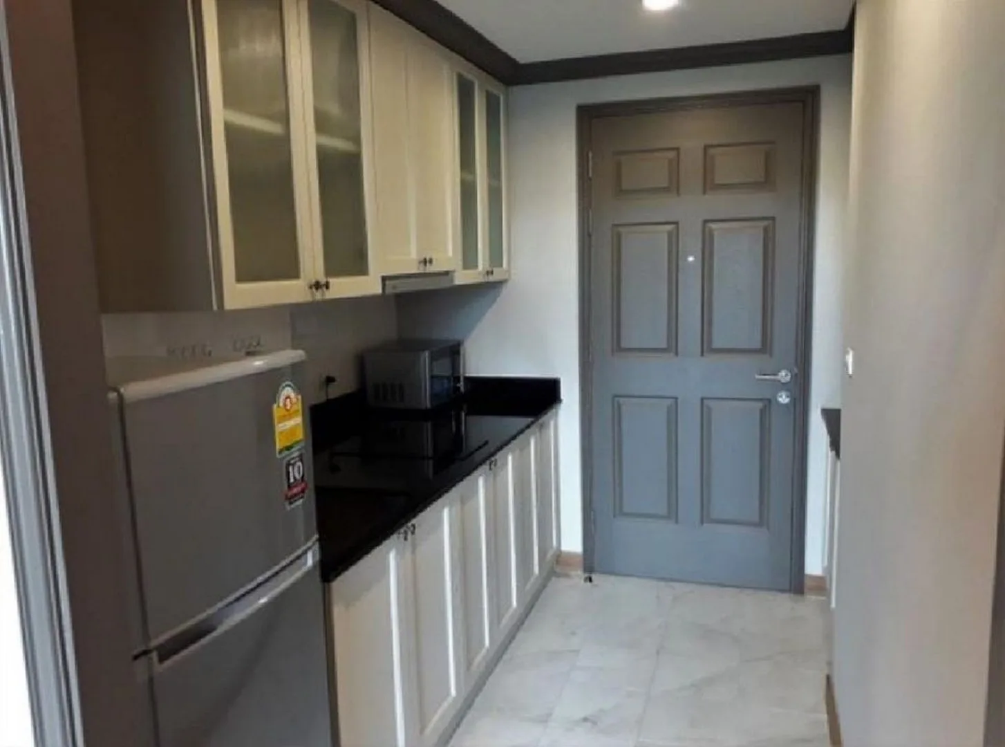 Property photos for The Reserve - Kasemsan 3