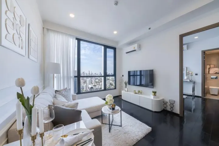Property photos for Park Origin Thonglor