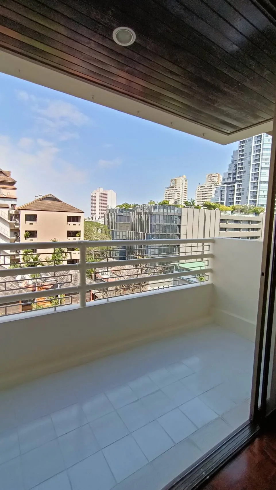 Property photos for Phirom Garden Residence