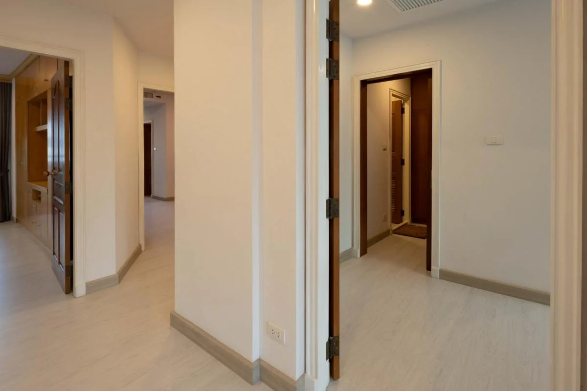 Property photos for Chaidee Mansion