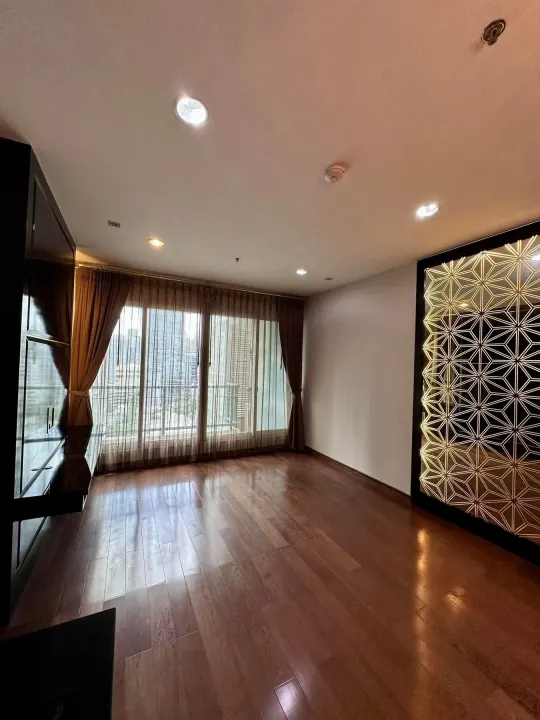 Property photos for The Address Chidlom