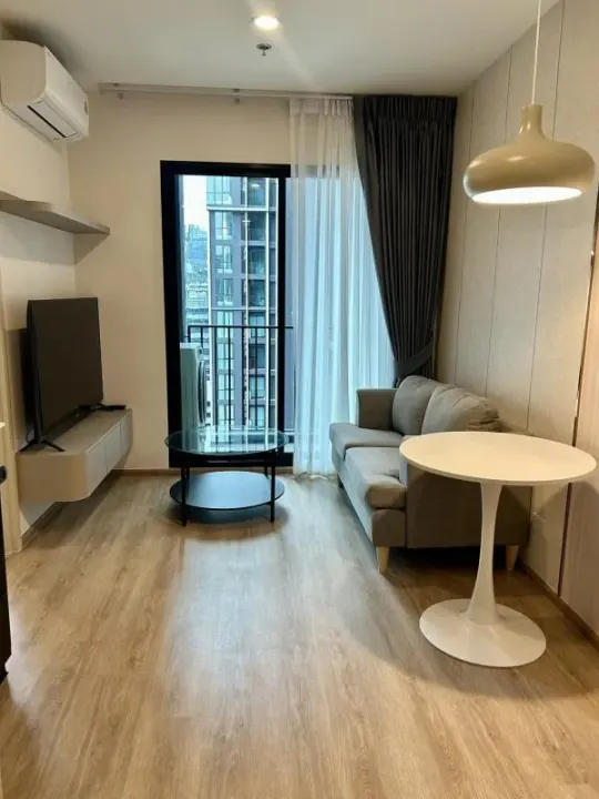 Property photos for Nue District R9