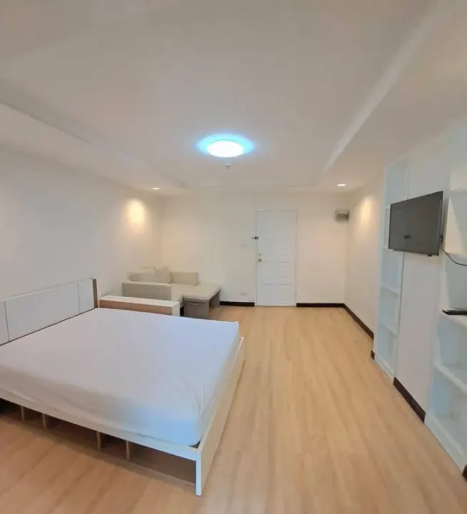 Property photos for Pratunam Prestige