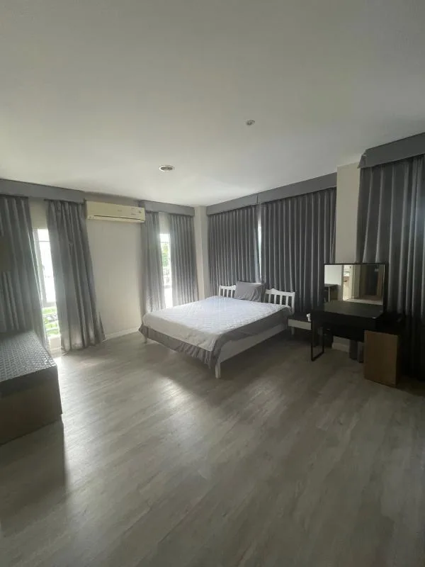 Property photos for Baan Manthana Rama 9 ??? Srinakarin