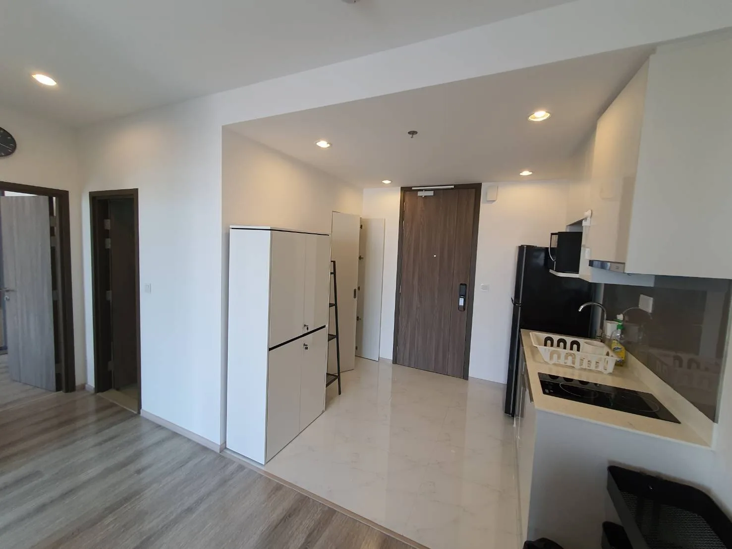 Property photos for IDEO Mobi Sukhumvit 66