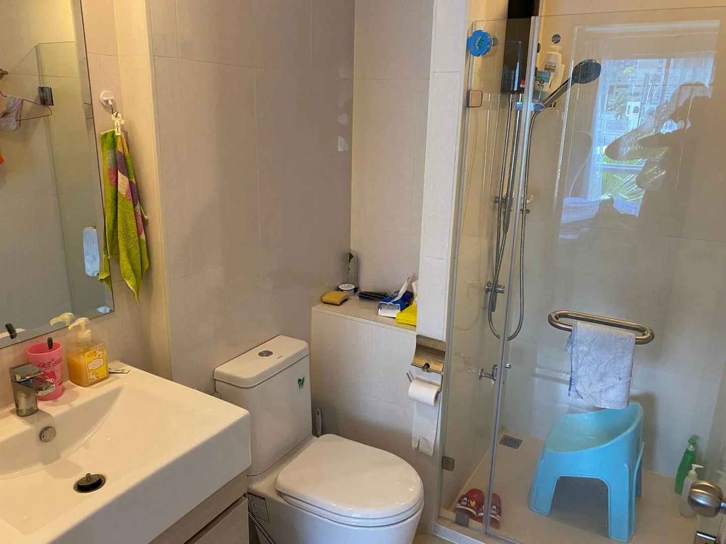 Property photos for Metro Luxe Rama 4