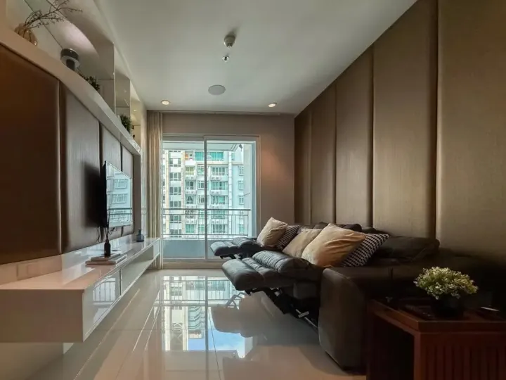 Property photos for Circle Condominium