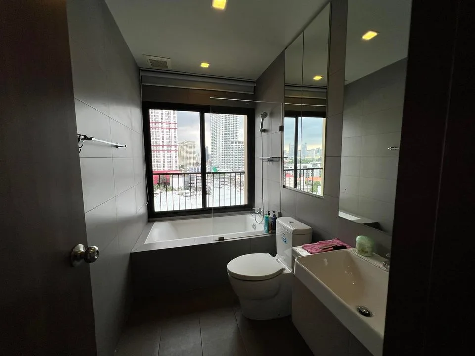 Property photos for Noble Revent