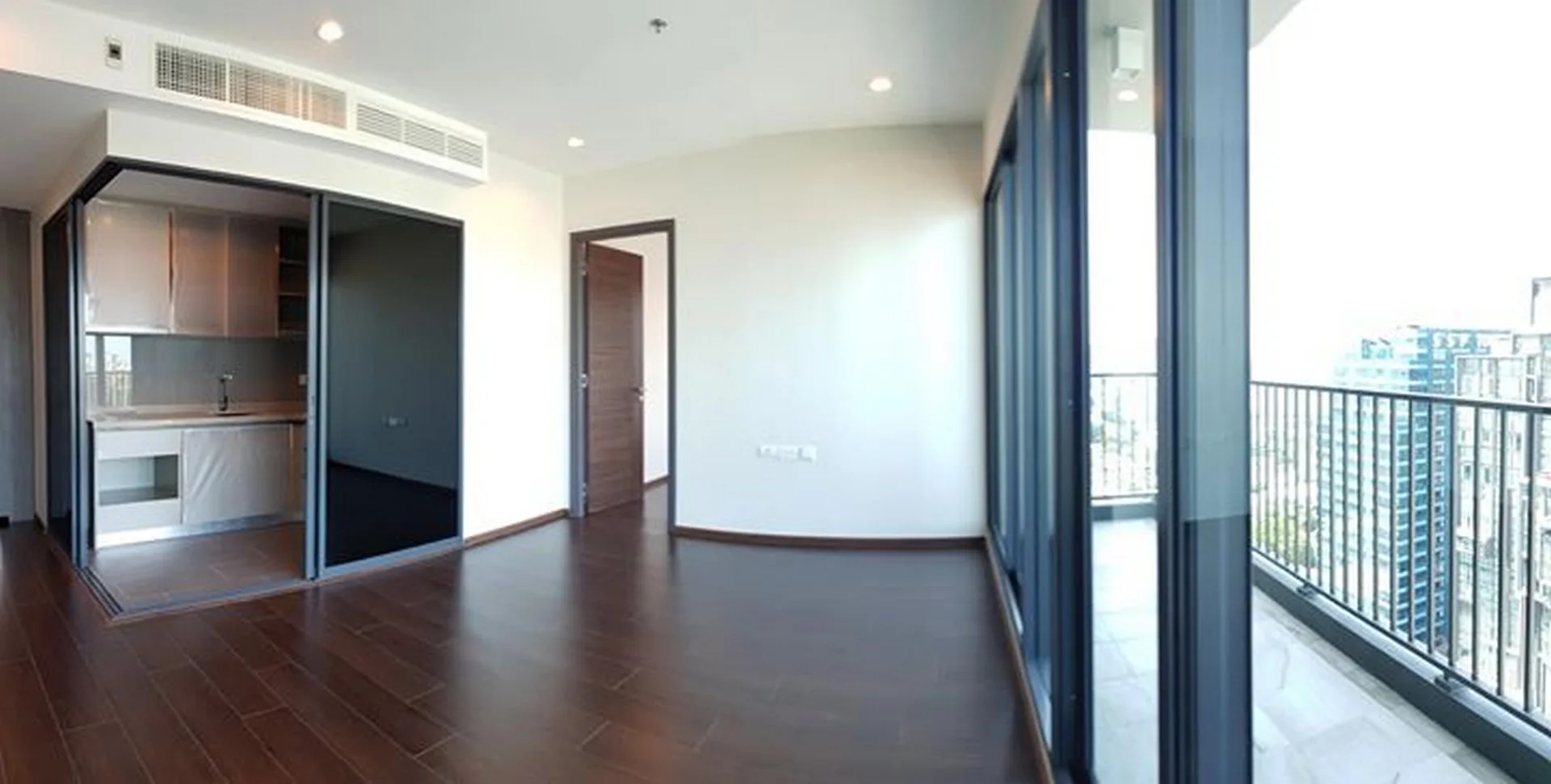 Property photos for C Ekkamai