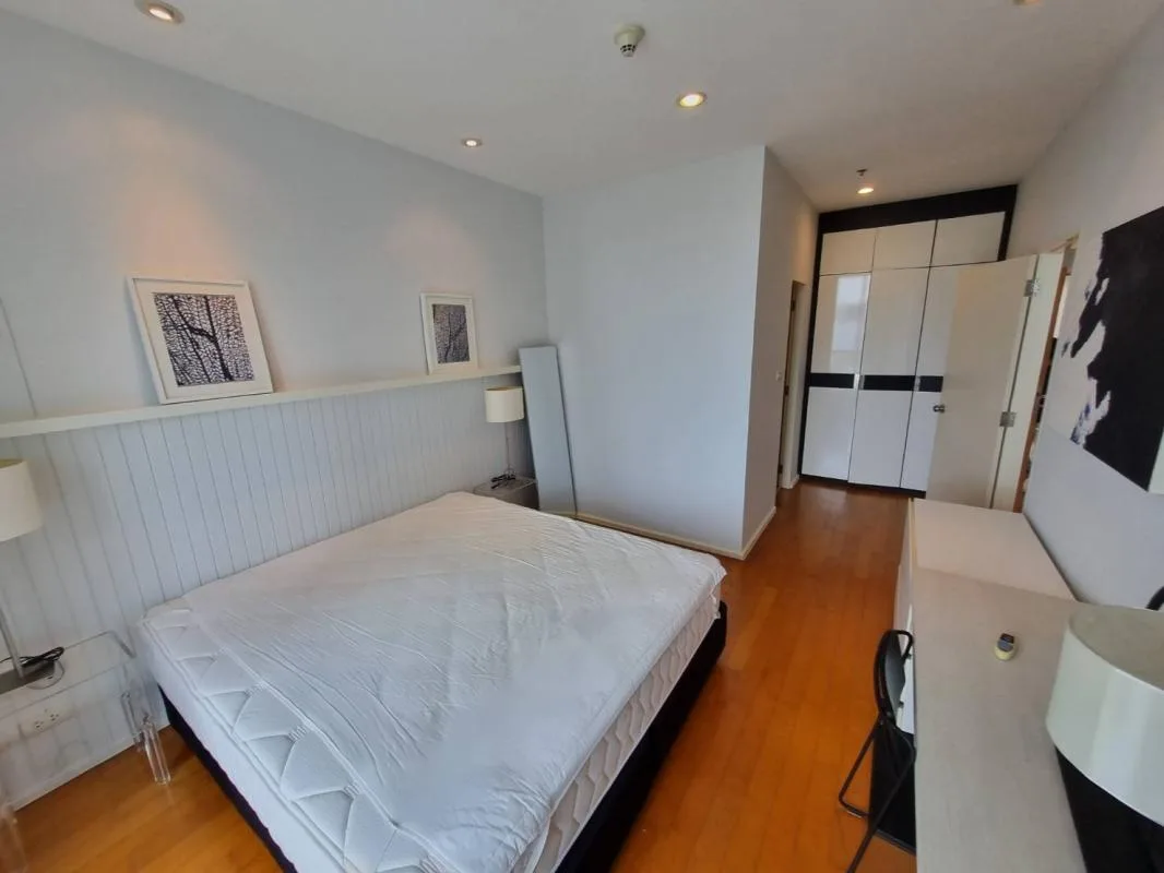 Property photos for Villa Rachatewi